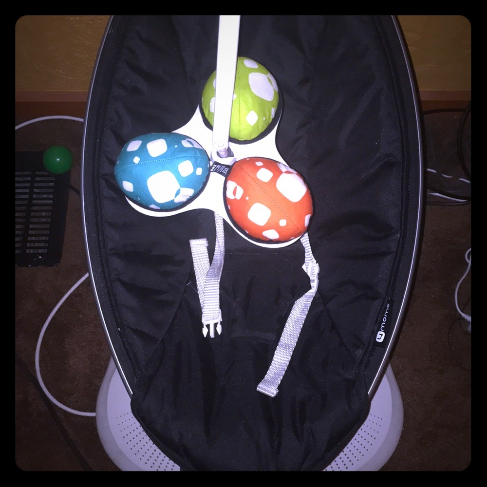 Mamaroo Swing with Charger